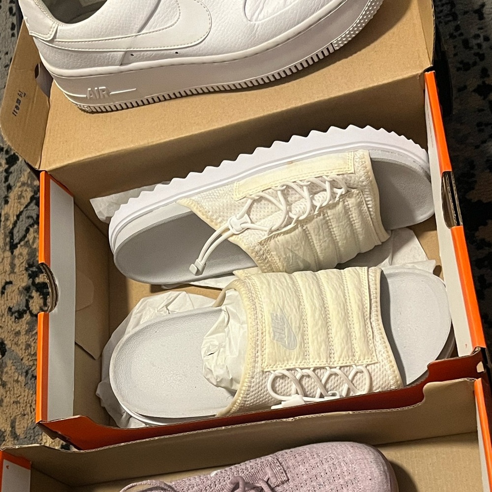 Nike Asuna sporty Slide- White